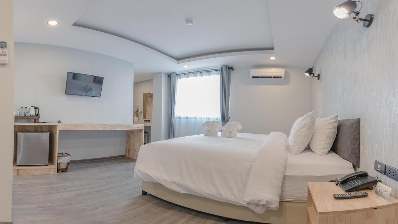 Peppy Hotel-Pepperyhills Hotel Csiangmaj Kültér fotó